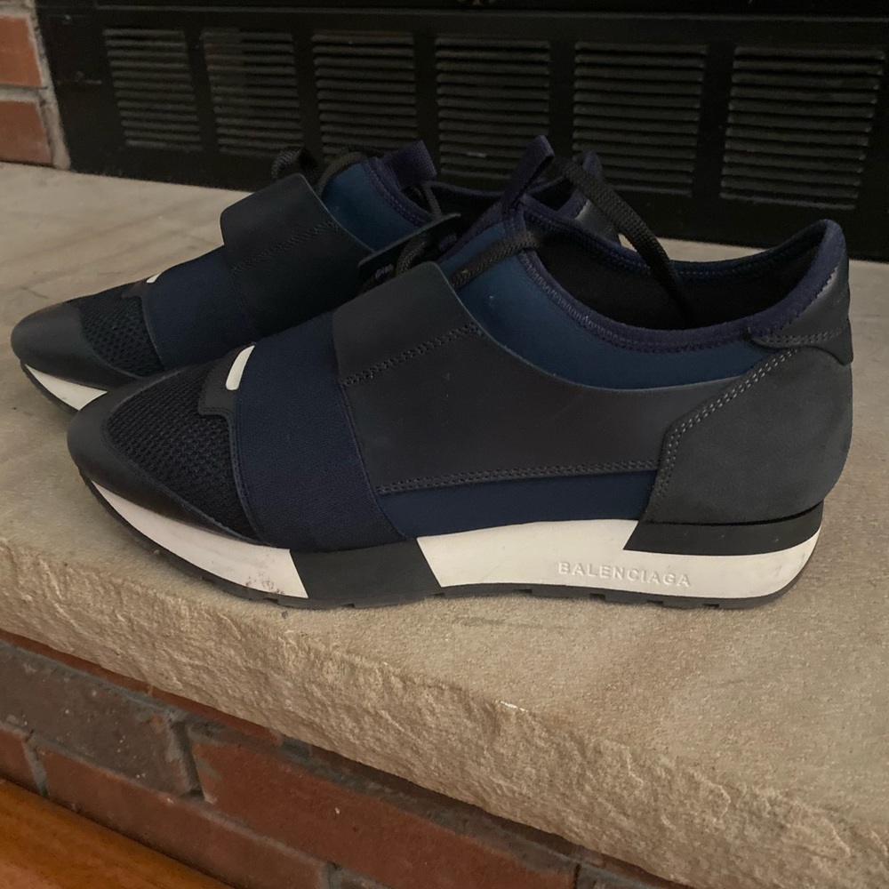 Gently worn balenciaga sneakers. Have a few scuffs but nothing major.